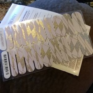 Pearl Mist *NEW* Jamberry Nail Wraps